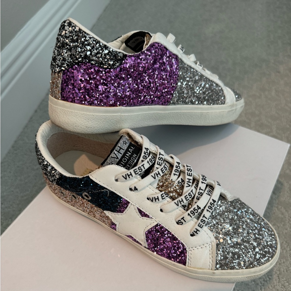 Glitter sneaker!!